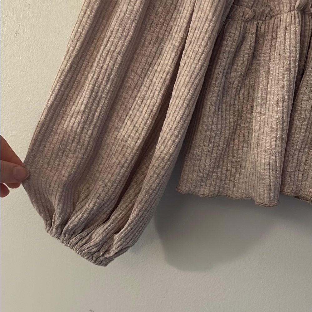 Altered State Women's Beige Ruffled Top - Picture 5 of 5